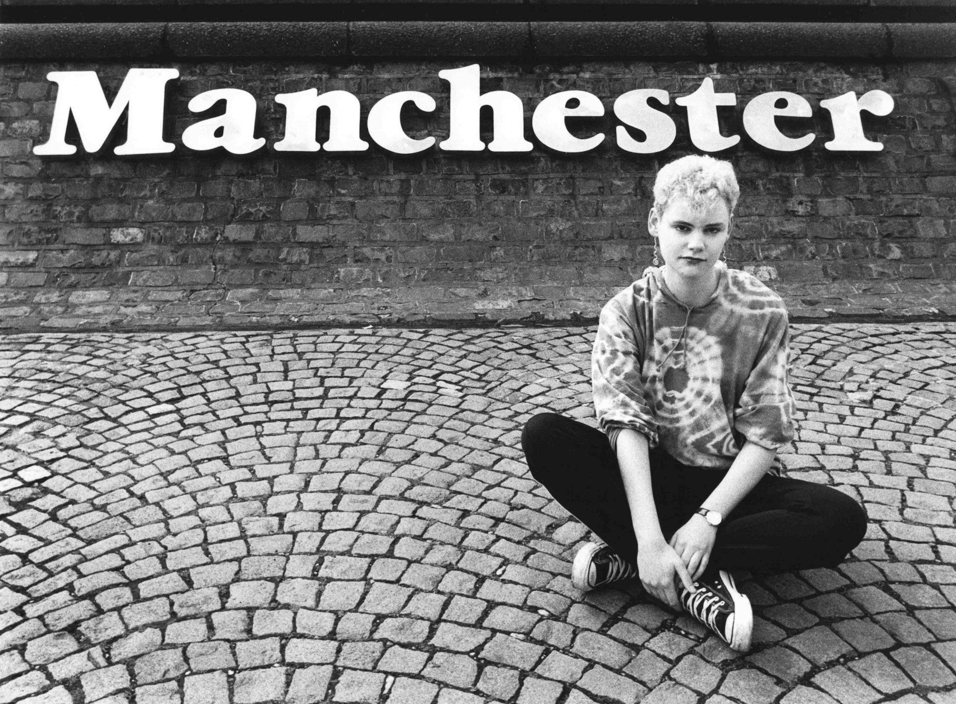 Gritty photos celebrating the Madchester years