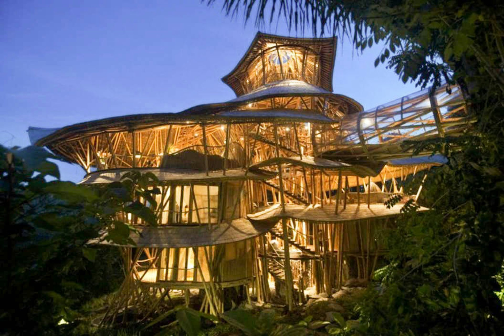 13 treehouses you will not believe exist