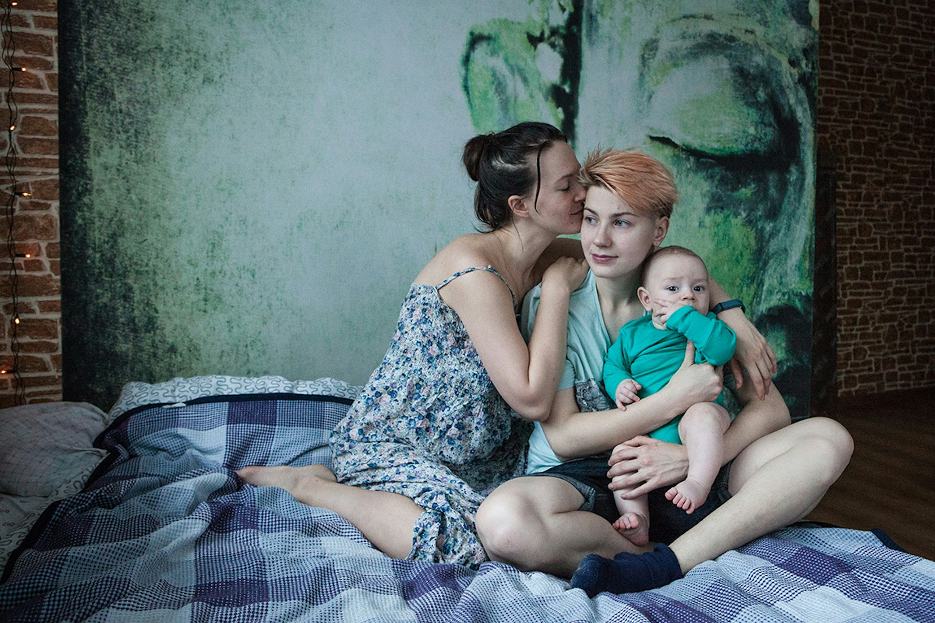 The queer Russian couples refusing to apologise for their love