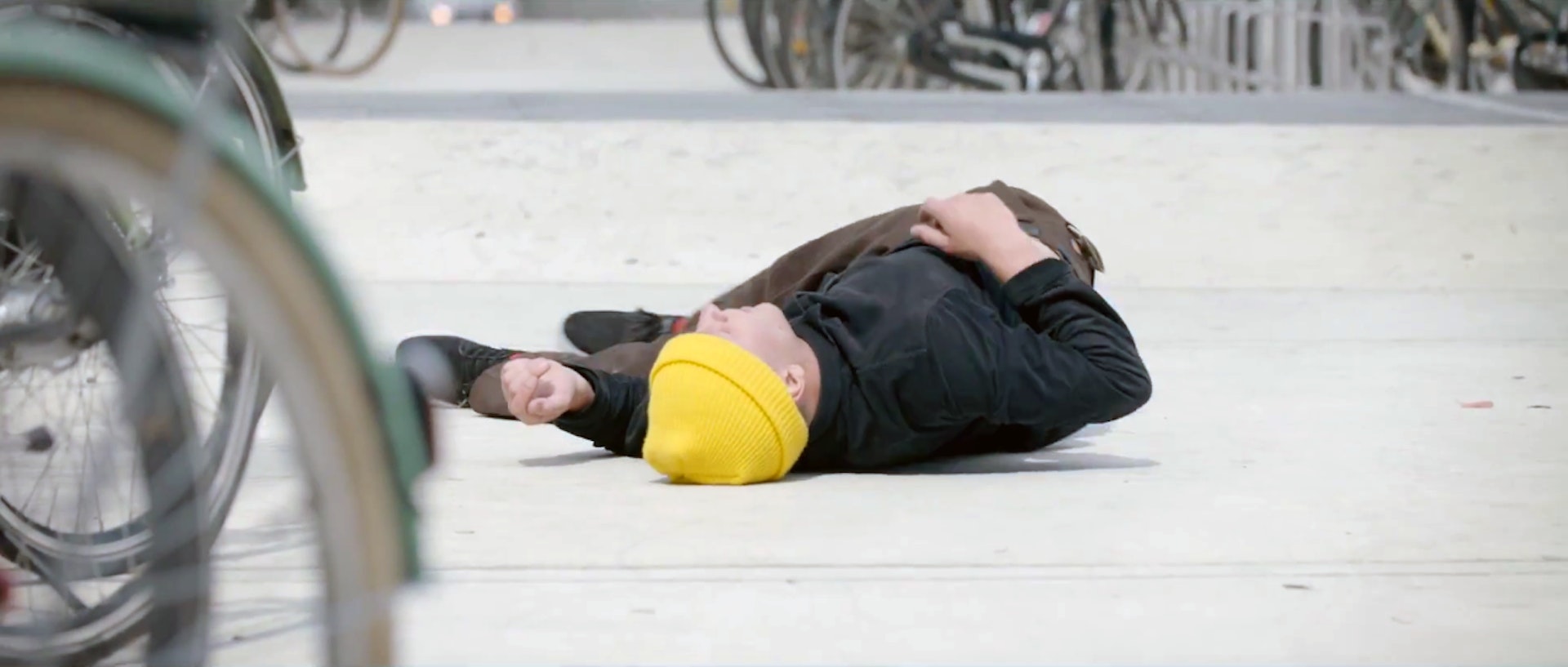 Fall over, get up, try again. A short film about resilience with Nike SB skater Casper Brooker