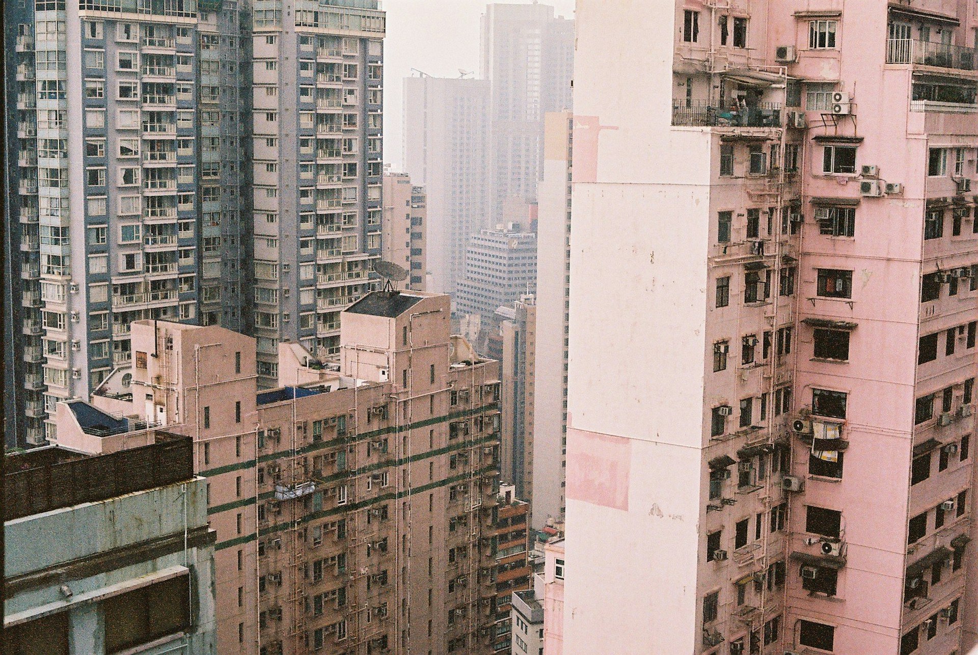 Visions in the smog: Hong Kong shot on film