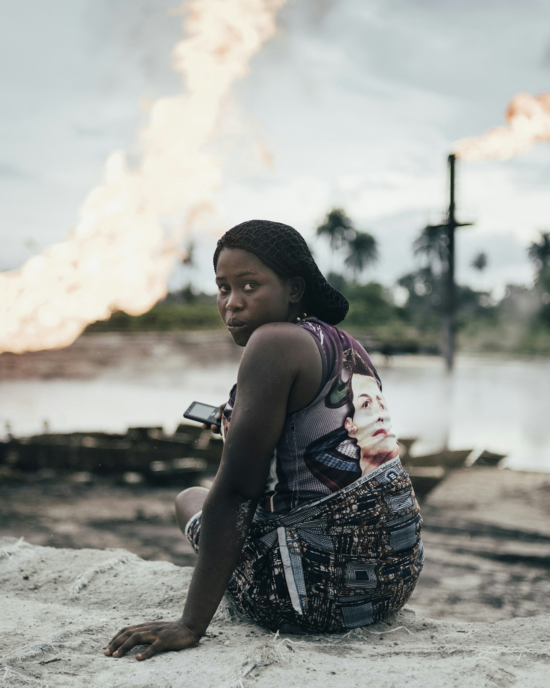 Haunting photos of life around the world’s oil fields