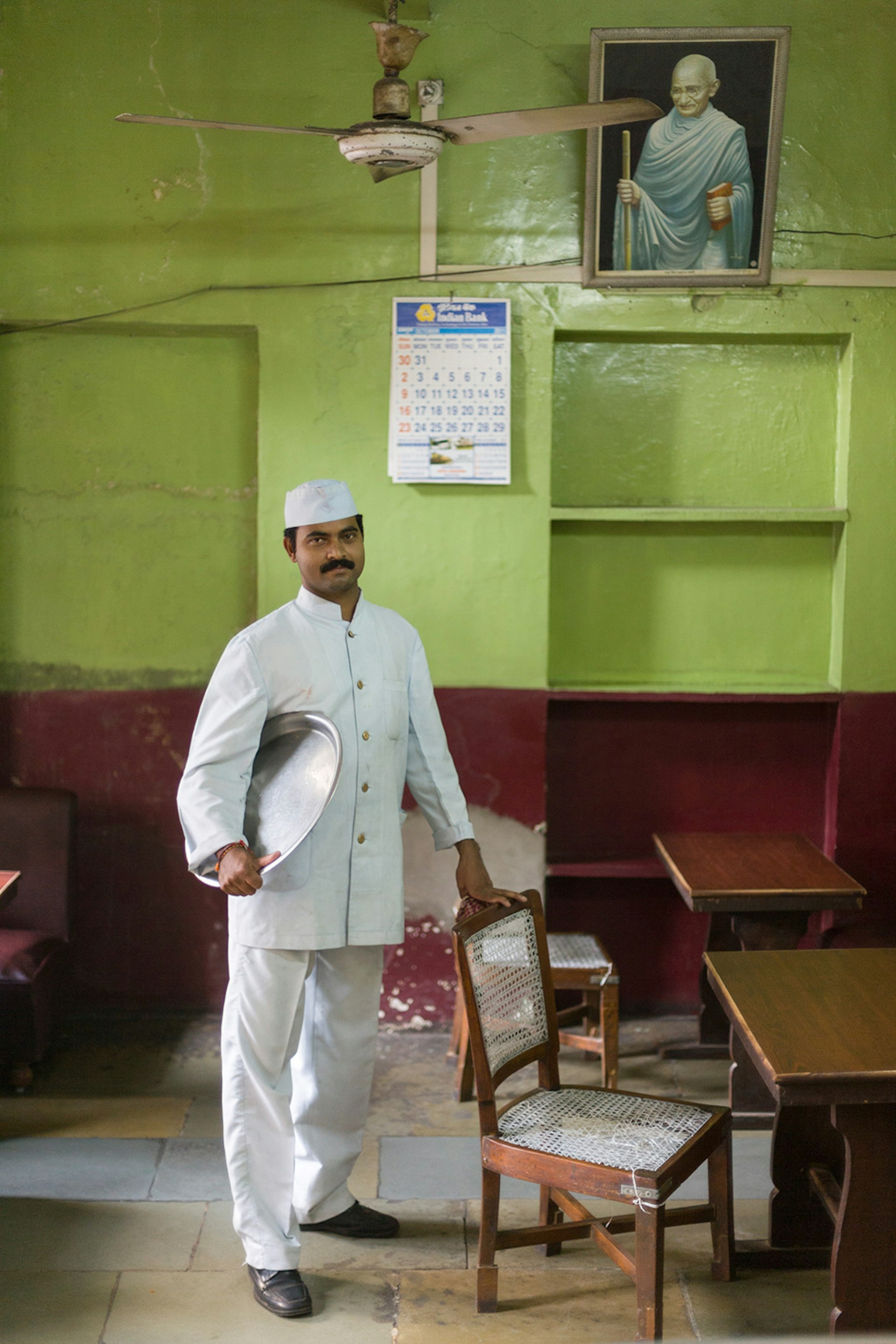 India - Rajasthan - Mr Sri Kumar, a waiter in the Indian Coffee House