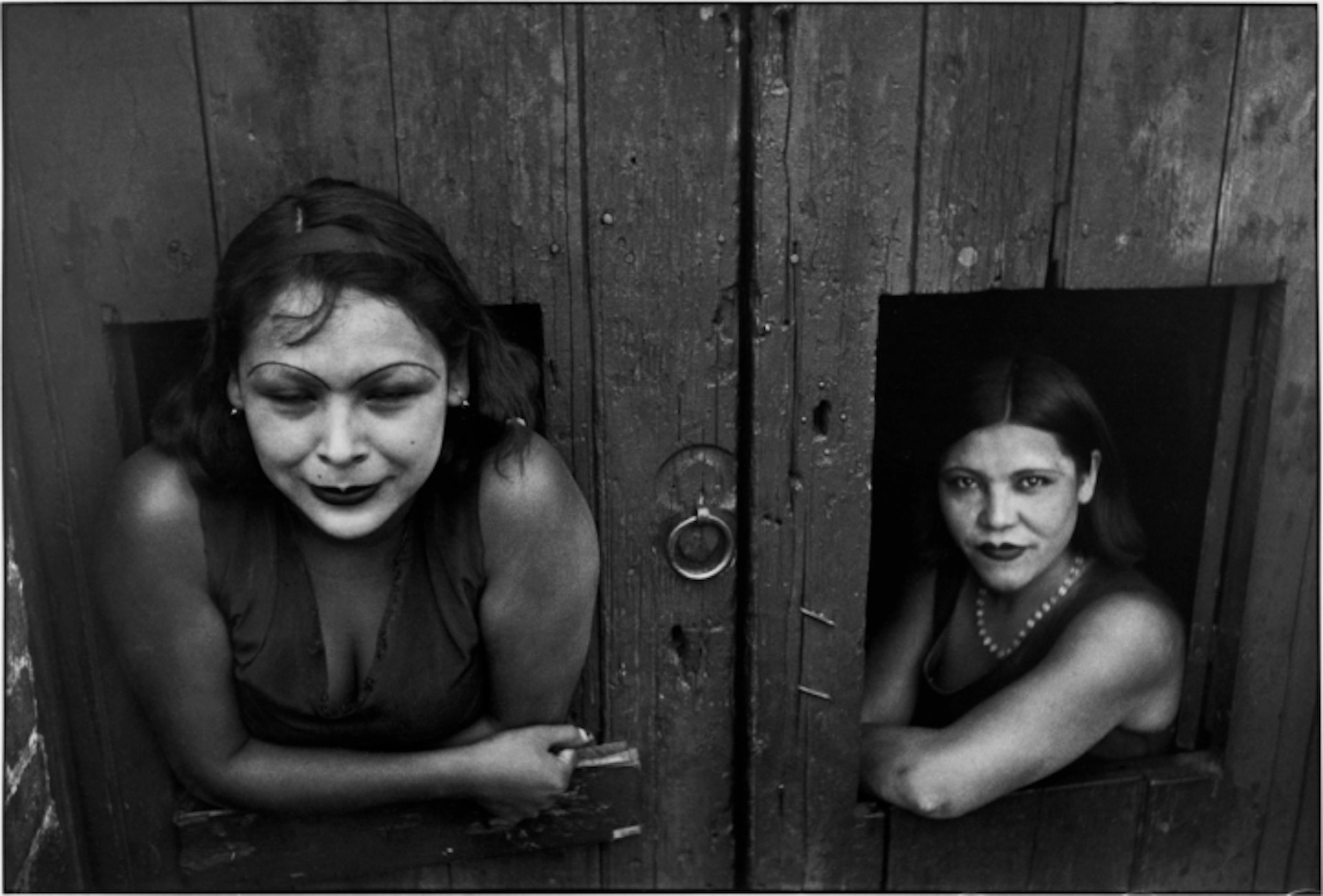 Calle Cuauhtemoctzin, Mexico City, 1934 – by Henri Cartier-Bresson