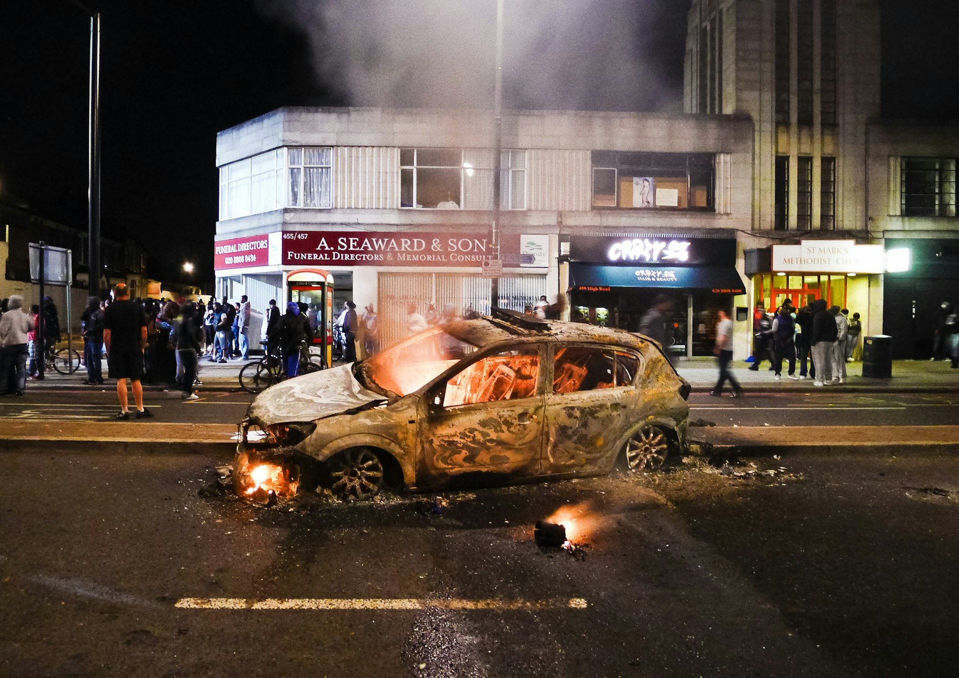 Tottenham riots police car