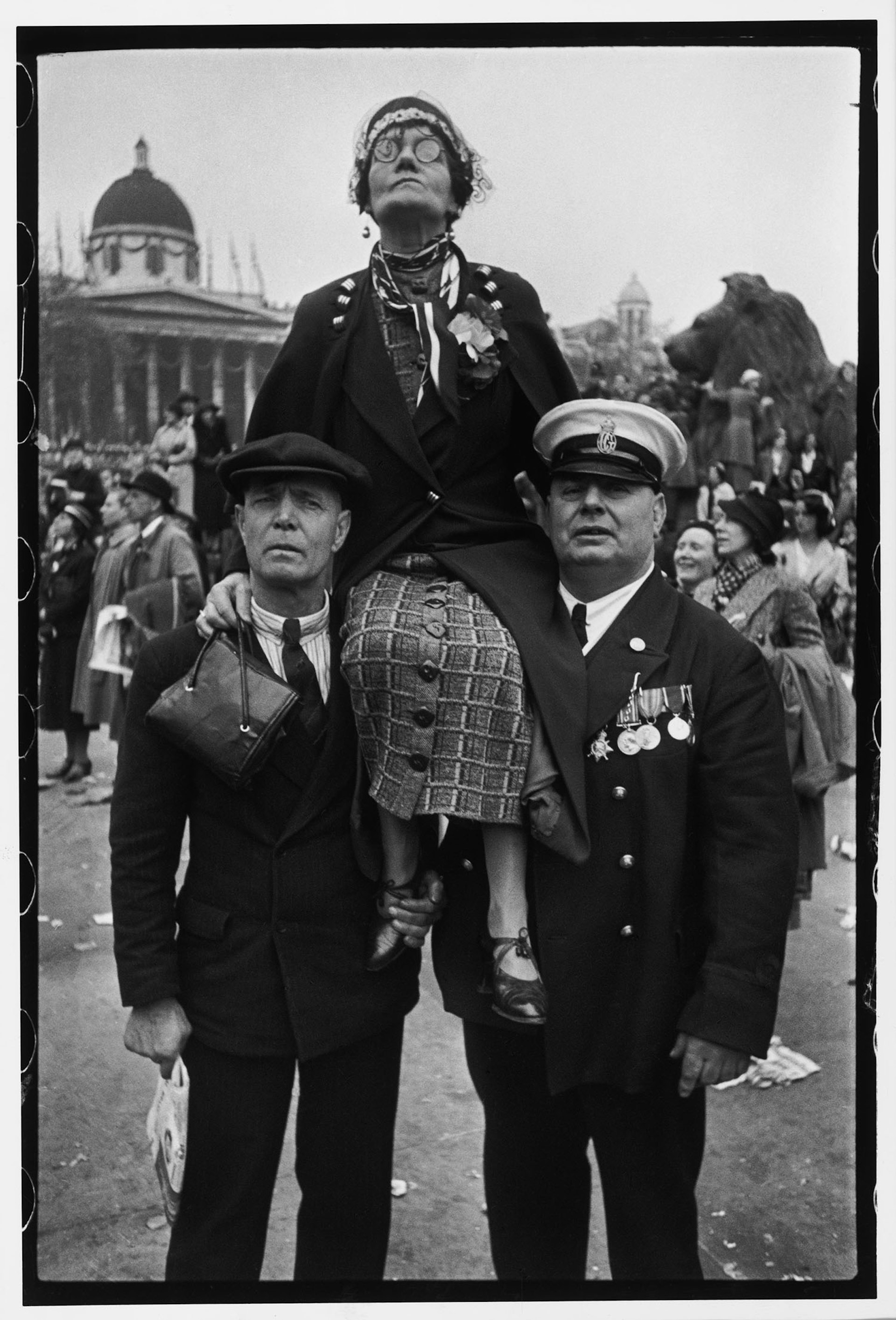 Henri Cartier-Bresson Coronation of King George VI, Trafalgar Square, London, 12 May 1937 © Henri Cartier-Bresson / Magnum Photos
