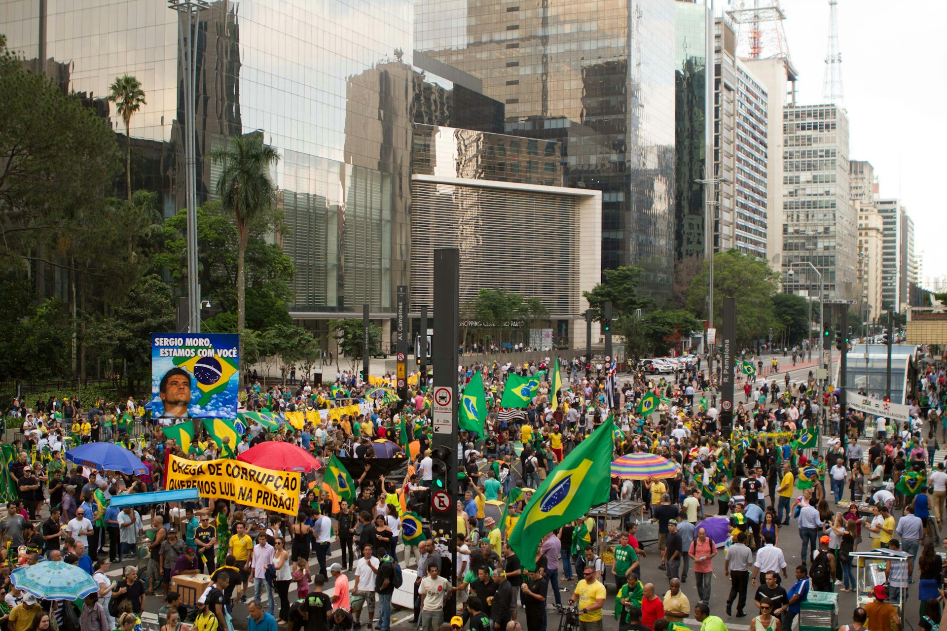 Sao-Paulo-protests-Huck-22