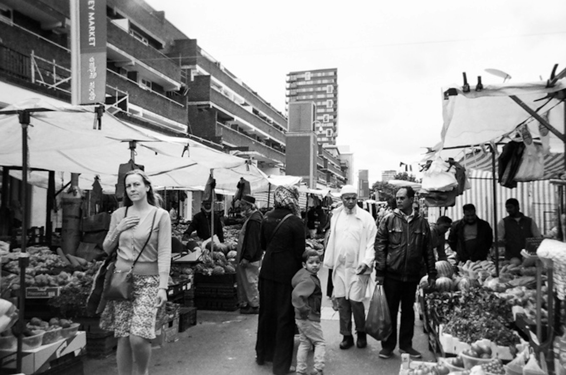 Market Scene by Goska Calik