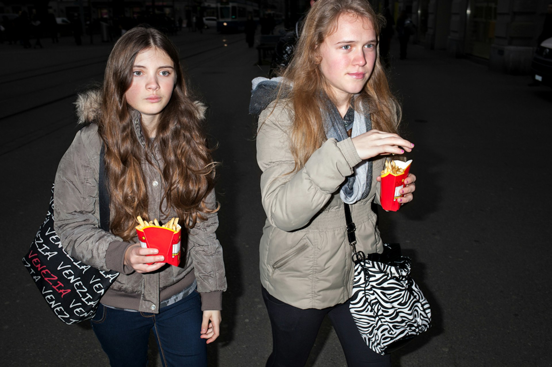 Girls-with-Fries2014