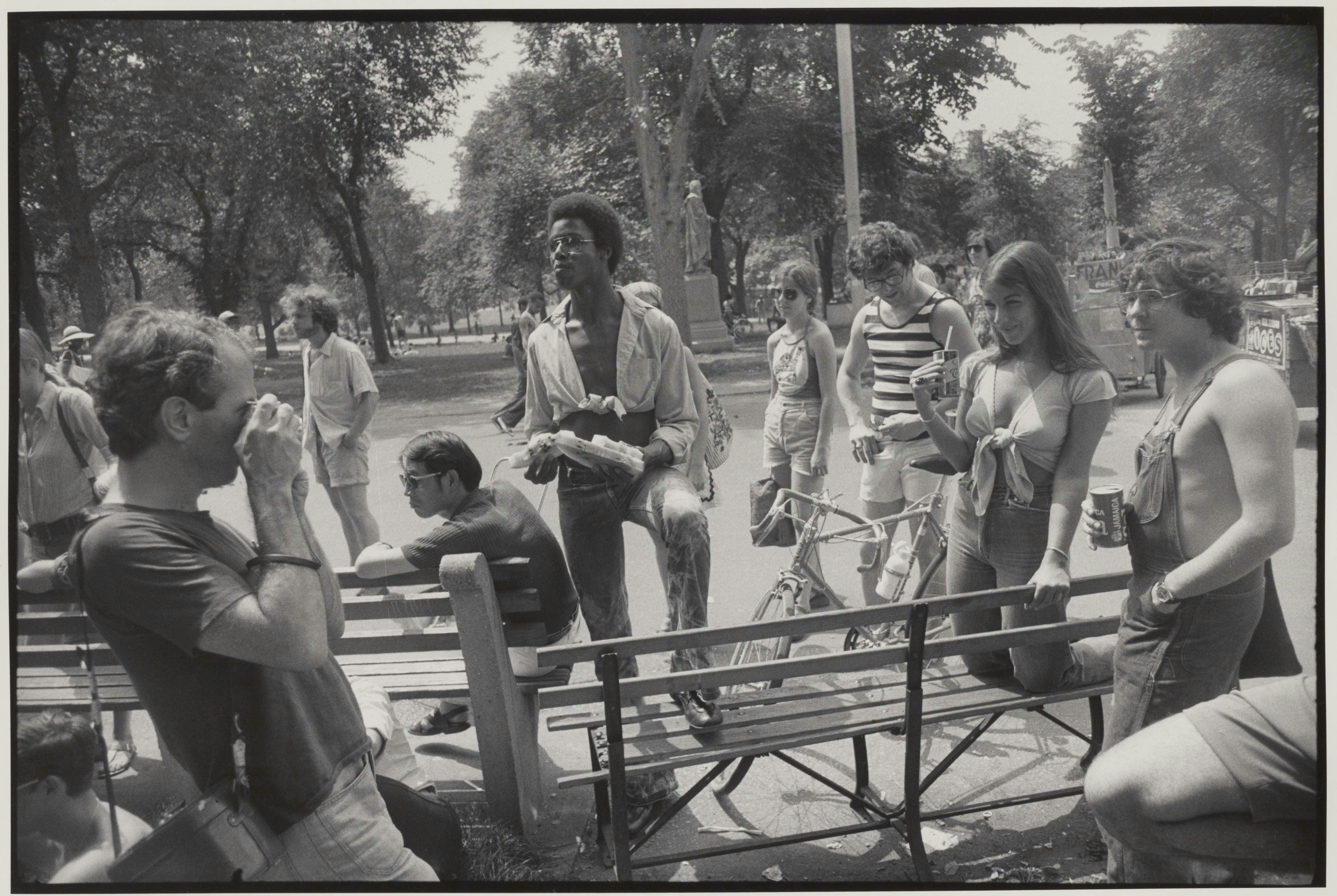 Lessons in the street philosophy of Garry Winogrand | Huck